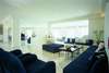 Kouros Hotel & Suites 